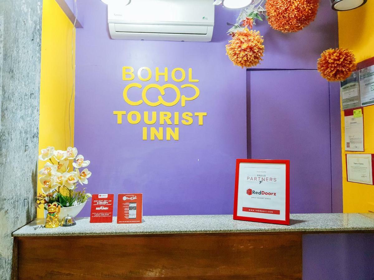 Totolan Reddoorz Near Ramiro Community Hospital酒店 外观 照片